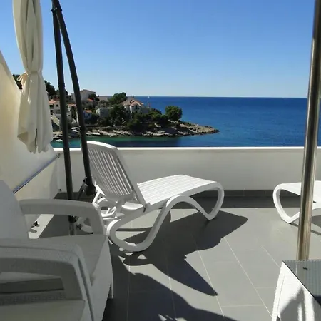 Perla 3 Mit Blick Auf Wasser By Interhome Apartment