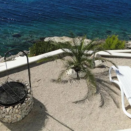 Perla 3 Mit Blick Auf Wasser By Interhome Mitlo