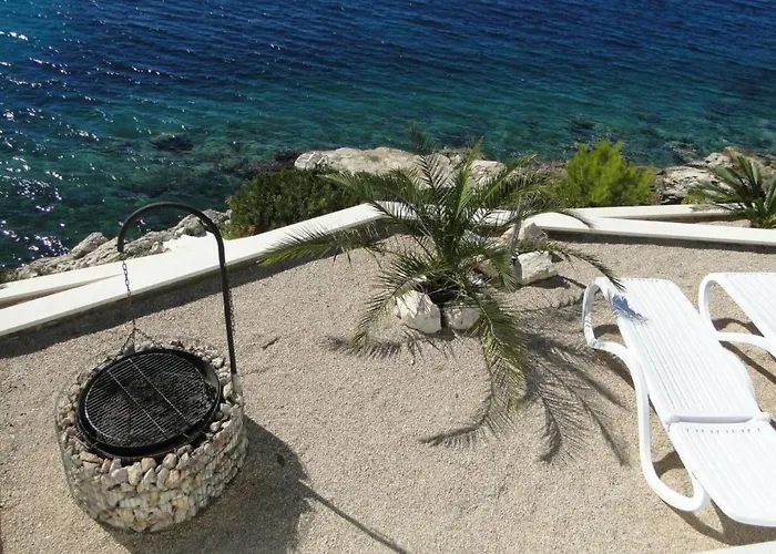 Perla 3 Mit Blick Auf Wasser By Interhome Mitlo